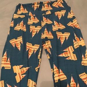 UNICORN!!!! Size OS Disney Castle Leggings